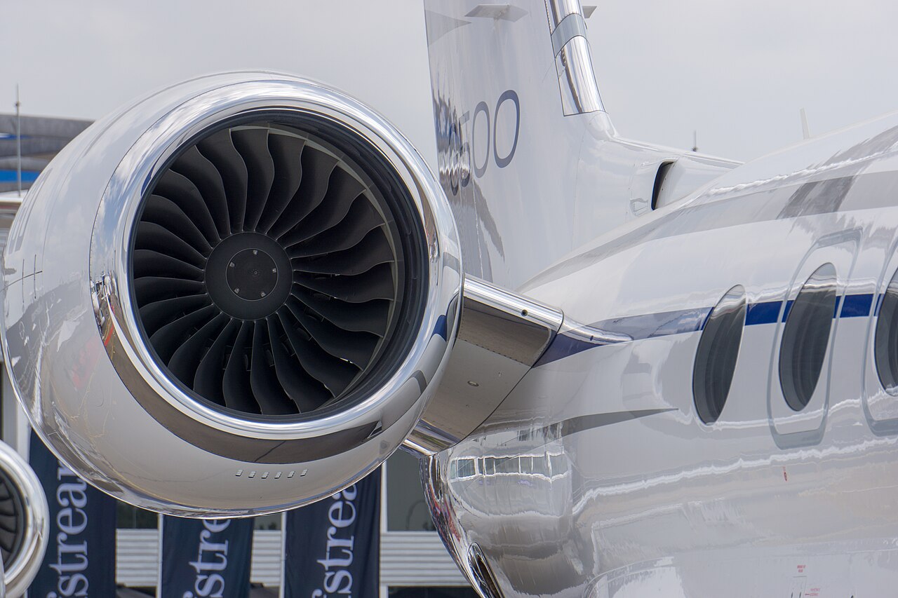 Aircraft engine