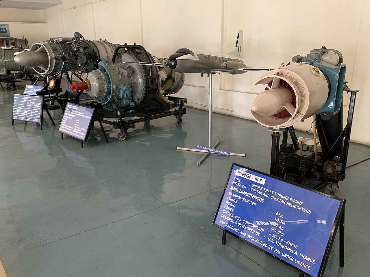 Aircraft engine