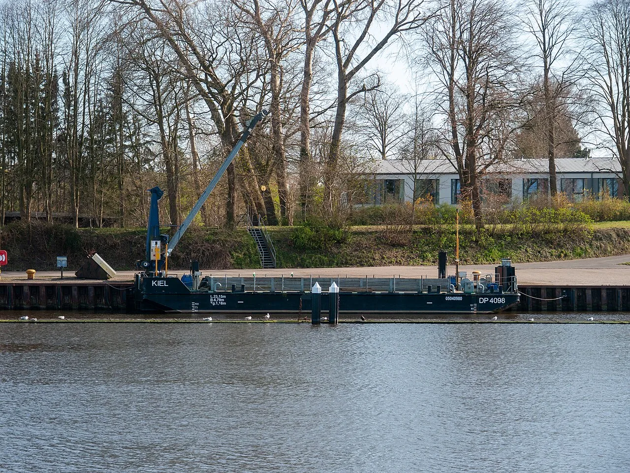 Barge
